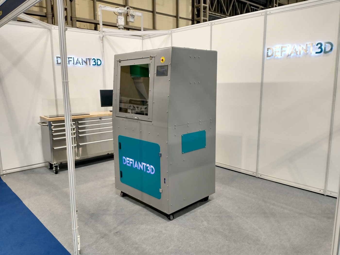 Defiant3D 在 TCT 3Sixty 上展示了3D打印系统Defiant200
