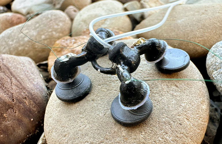 燃烧驱动的3D打印微型机器人性能优于电动机器人