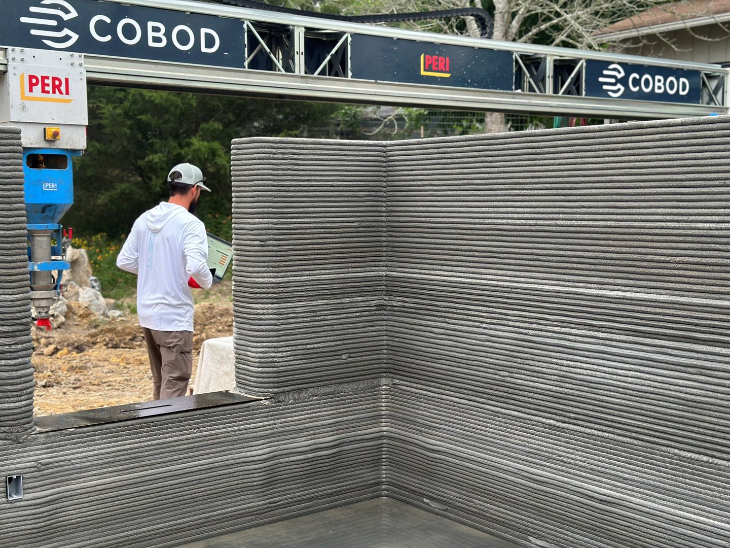 Amerimix 宣布成功在德克萨斯州Shiner建造了三栋3D打印房屋