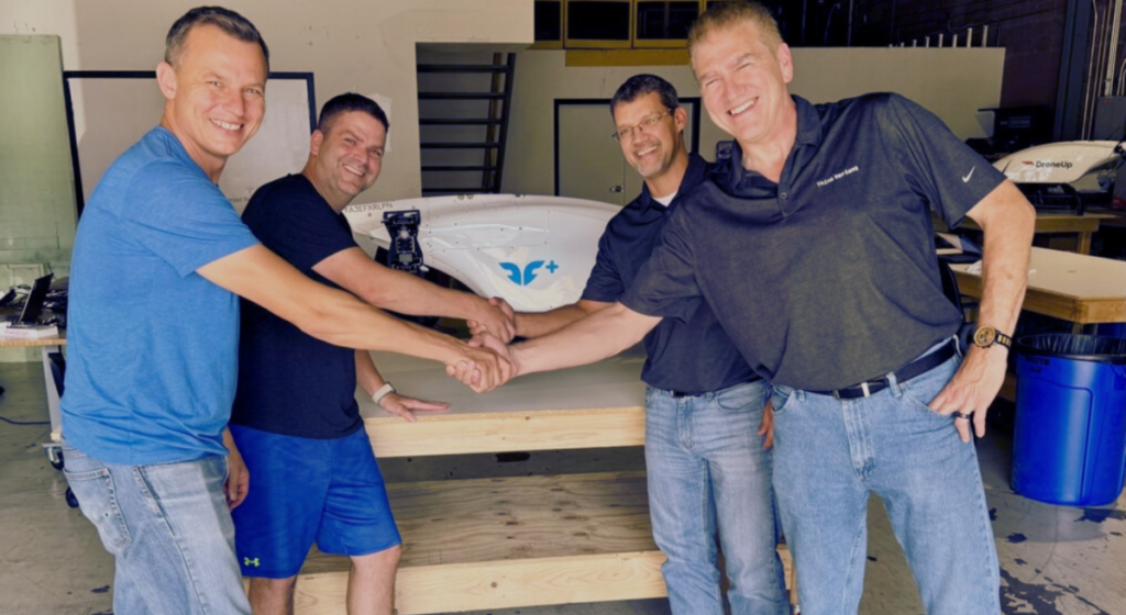 Blueflite与Think Variant 合作制造无人机