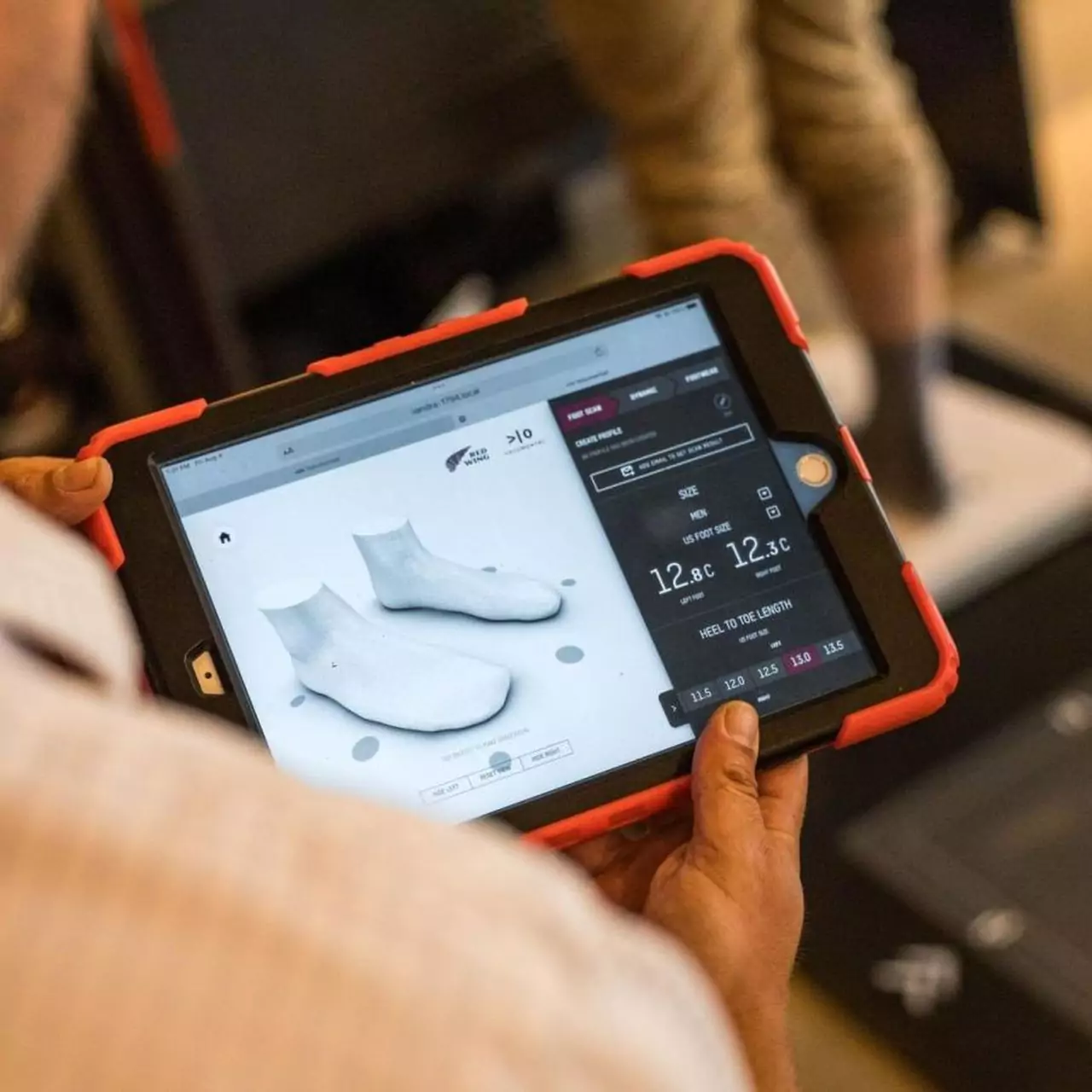 Red Wing Shoes 依靠3D打印机制作个性化鞋垫