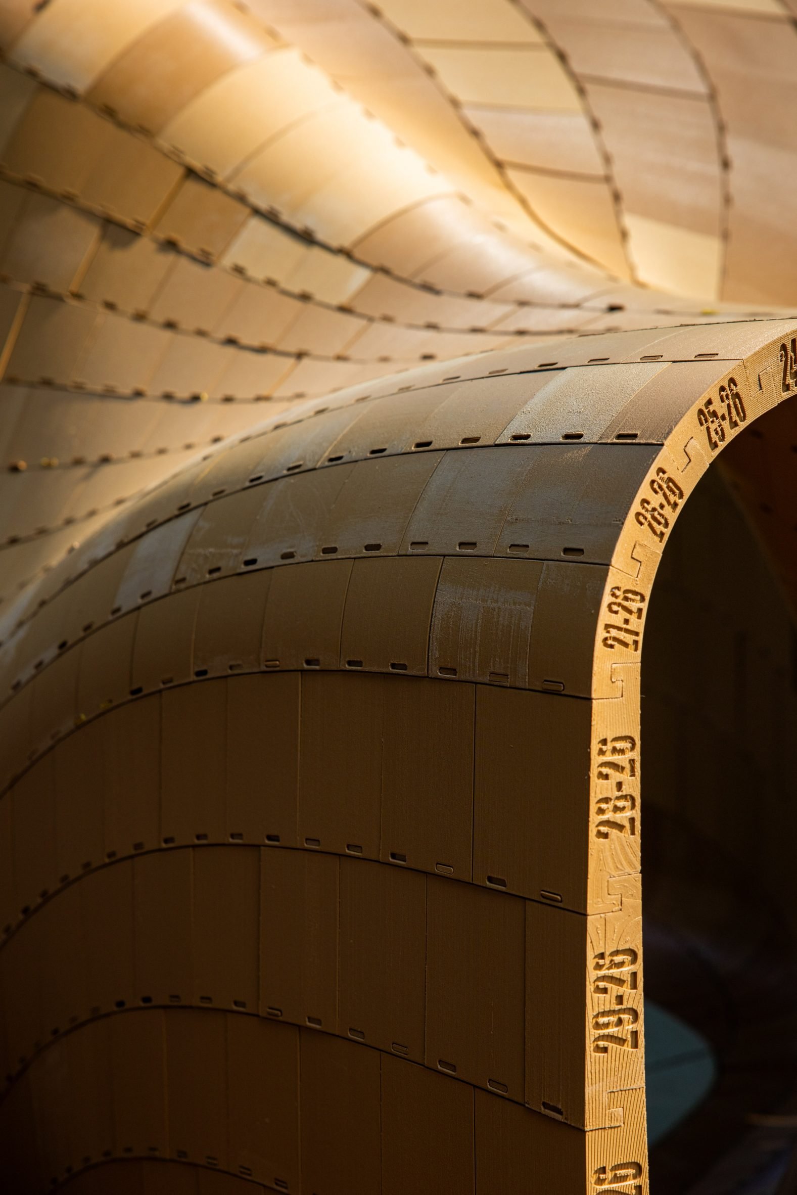 3D打印木材废料和日本细木工打造创新展馆