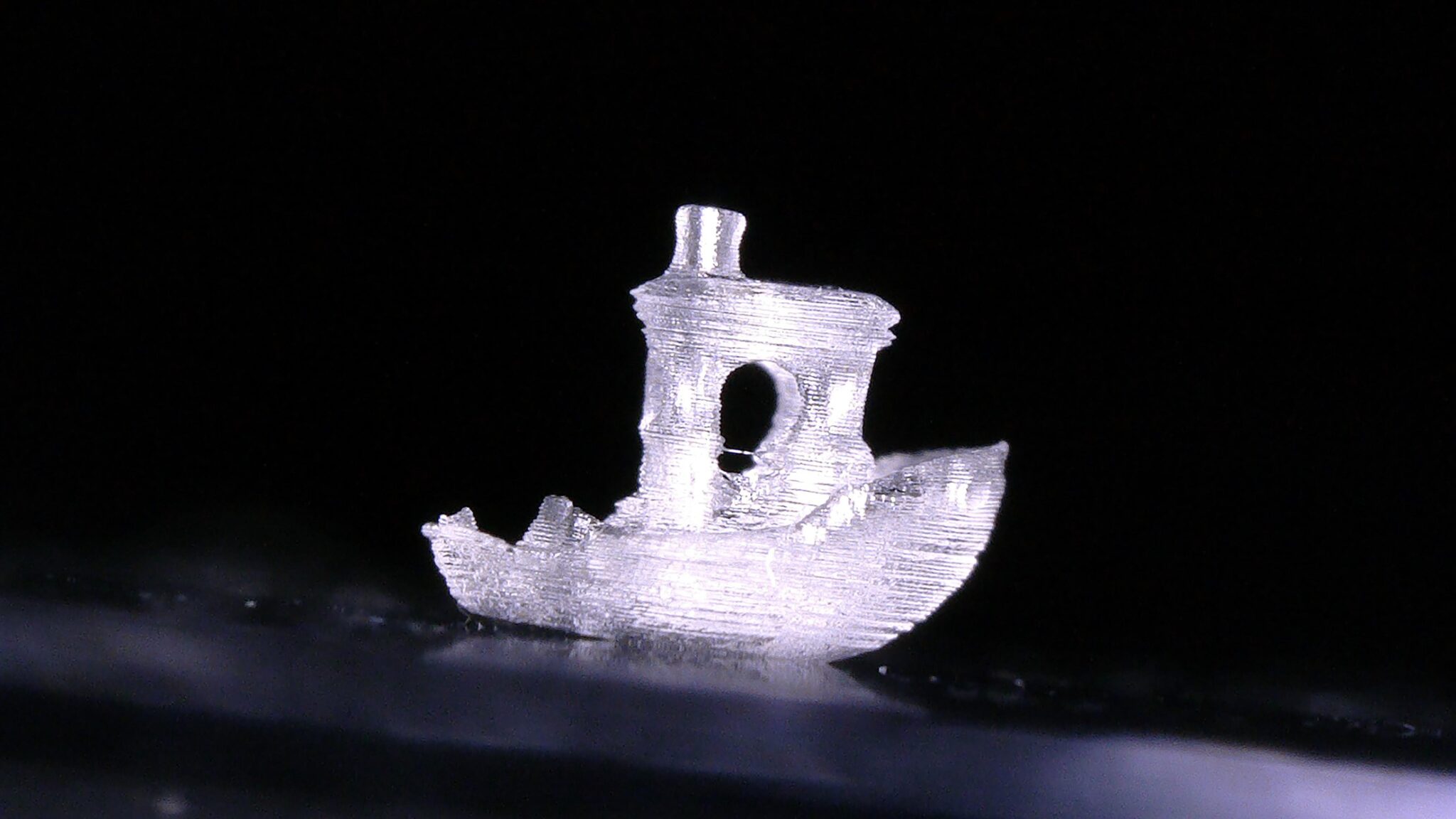 研究人员开发了一种基于光的3D打印新方法：全息3D打印