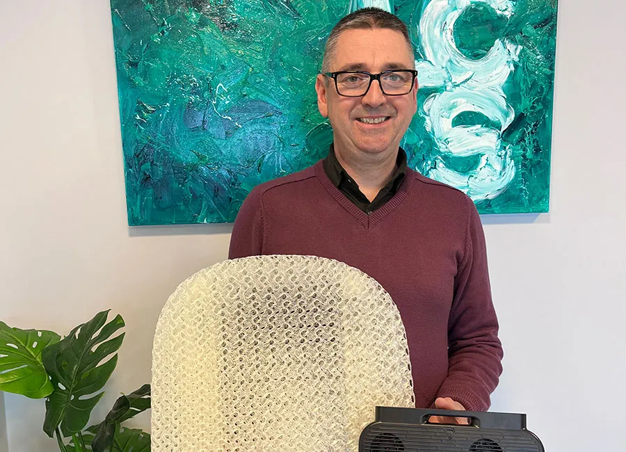 爱尔兰医疗器械制造商LCS推出首款可定制的3D打印轮椅坐垫