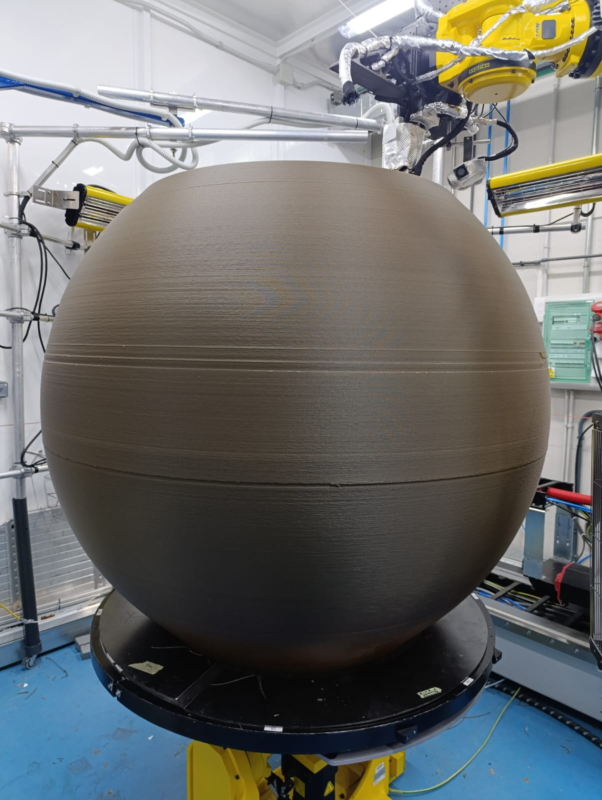 Aimen 为 OVERLEAF 项目开发3D打印低温液氢 (LH2)储罐