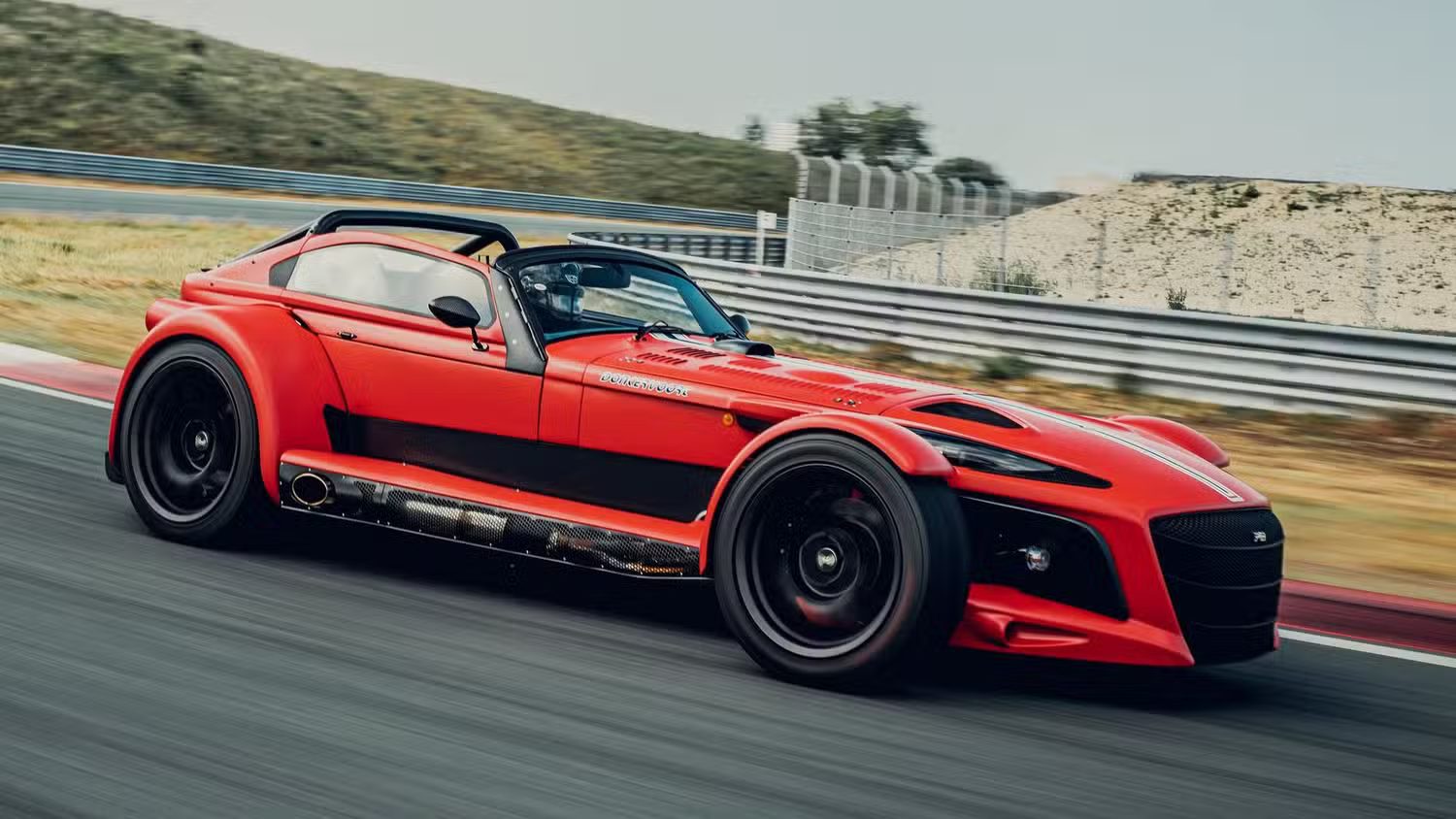 Donkervoort 的新款P24 RS超级跑车采用3D打印中冷器