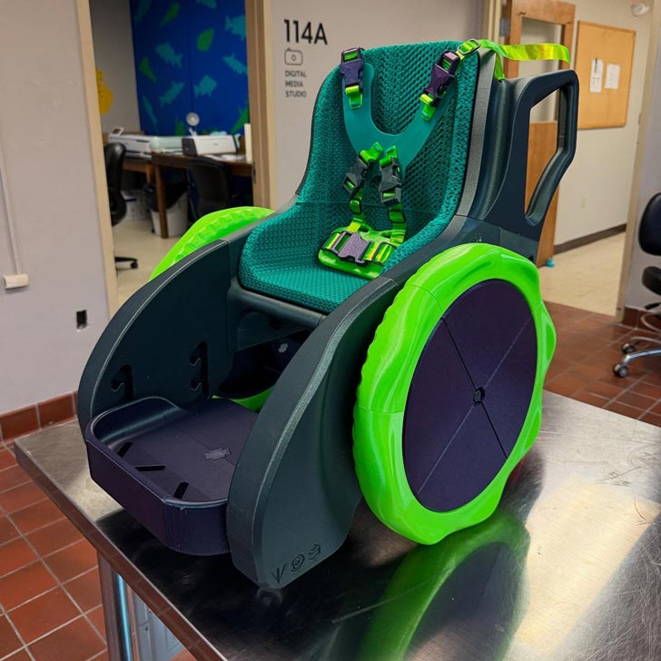 MakeGood NOLA为儿童开发了一款模块化全3D打印轮椅