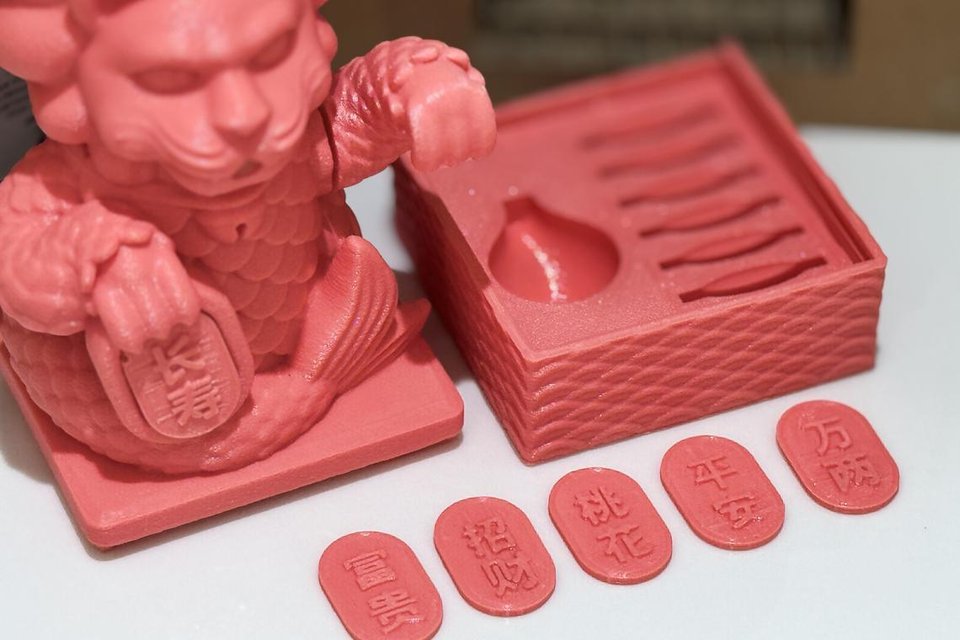 新加坡初创公司Unigons利用回收塑料瓶打造限量版3D打印收藏品