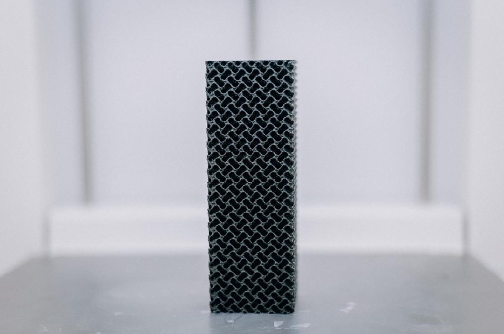 缅因大学研究人员开发出预测3D打印轻质部件强度的方法