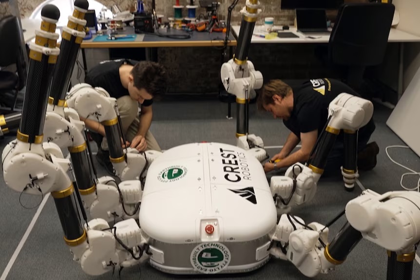 蜘蛛形机器人结合3D打印和建筑技术 可在地球和月球应用