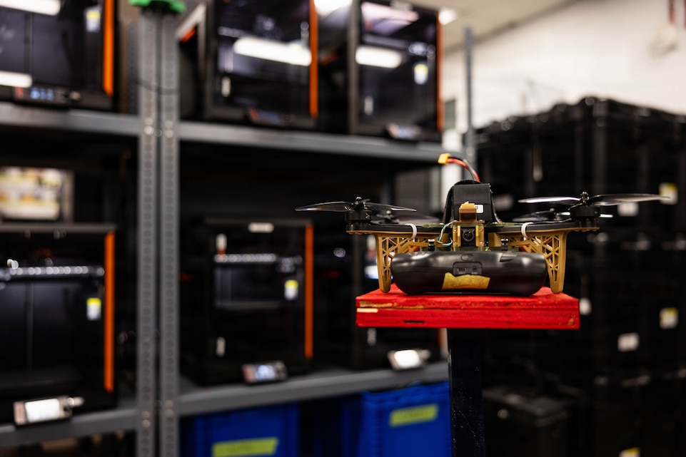 美国海军陆战队研发出首款符合《国防授权法案》的3D打印无人机