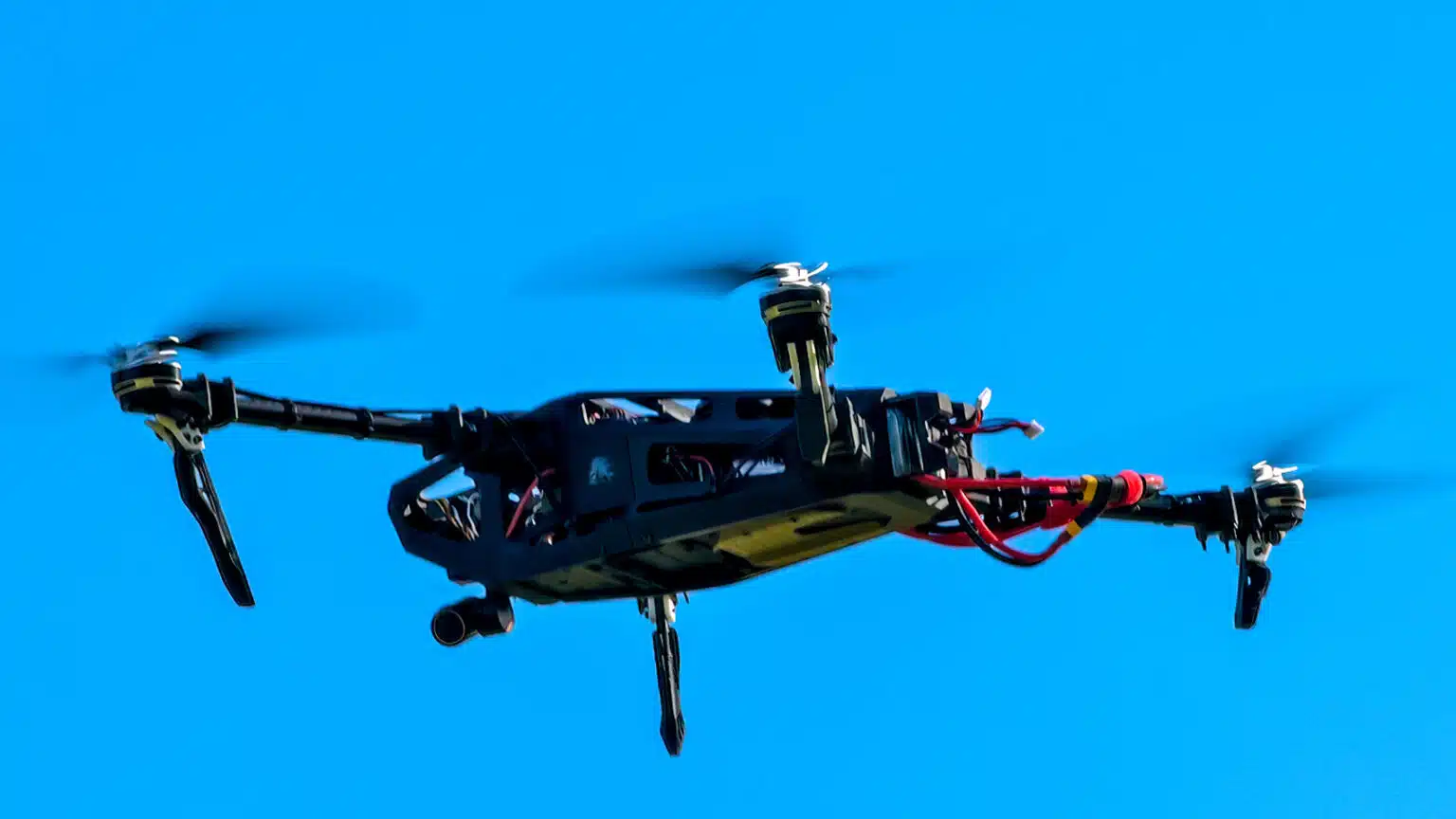 学生非营利组织发布开源3D打印无人机设计方案 供研究人员使用