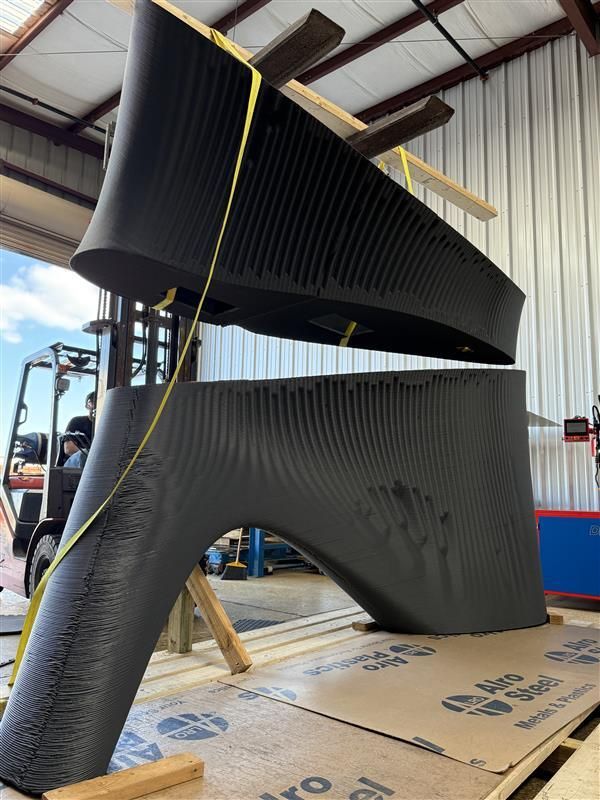 Airtech 和 Alpha Additive 联合打造 3,000 磅 LFAM 结构